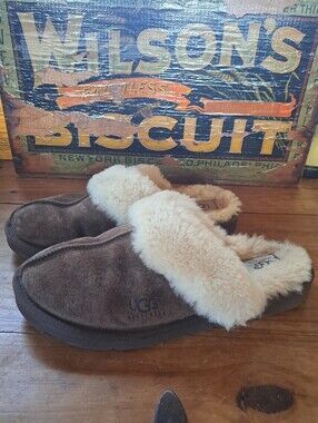 UGG Scuff Men's Slippers Size 11 Espresso Brown Suede Sheepskin Shearling #5614